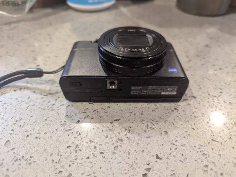 Sony Cyber-Shot RX100 VII 4K UHD 20.1MP Compact Digital Camera - DSC-RX100M7 - Image 2