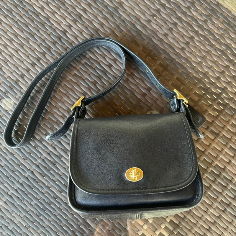 Vintage Coach Black 9965 Legacy Small Flap - Image 2