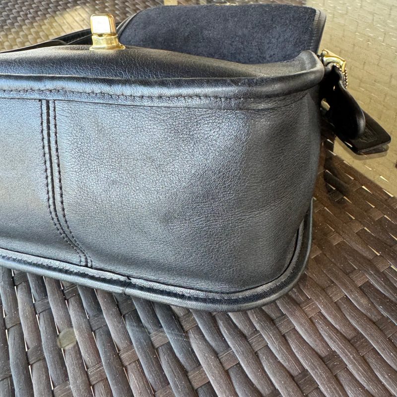 Vintage Coach Black 9965 Legacy Small Flap - Image 5