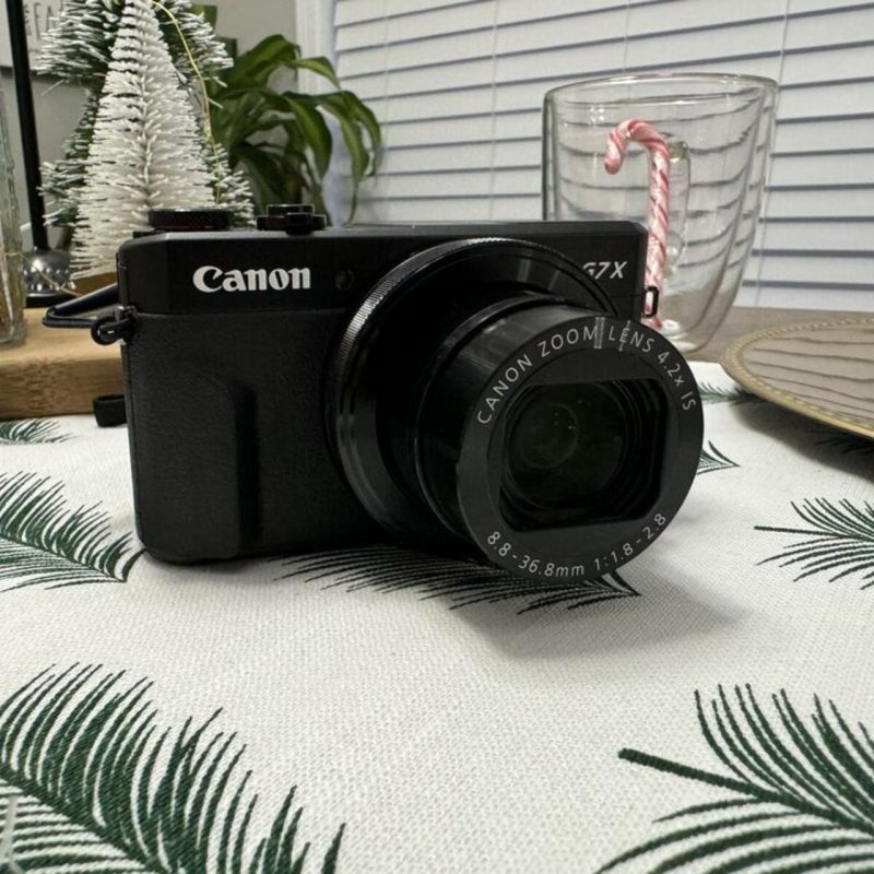 Canon G7X Mark II PowerShot Camera – Excellent Condition, Ideal for Vlogging & Photography