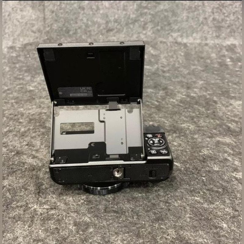 CANON POWERSHOT Digital Camera G7X Mark II - Image 5