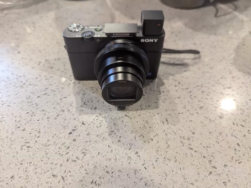 Sony Cyber-Shot RX100 VII 4K UHD 20.1MP Compact Digital Camera - DSC-RX100M7 - Image 3