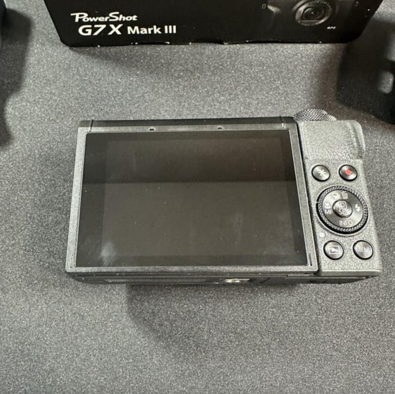 Canon PowerShot G7 X Mark III Digital Camera BLACK With Extras - Image 3