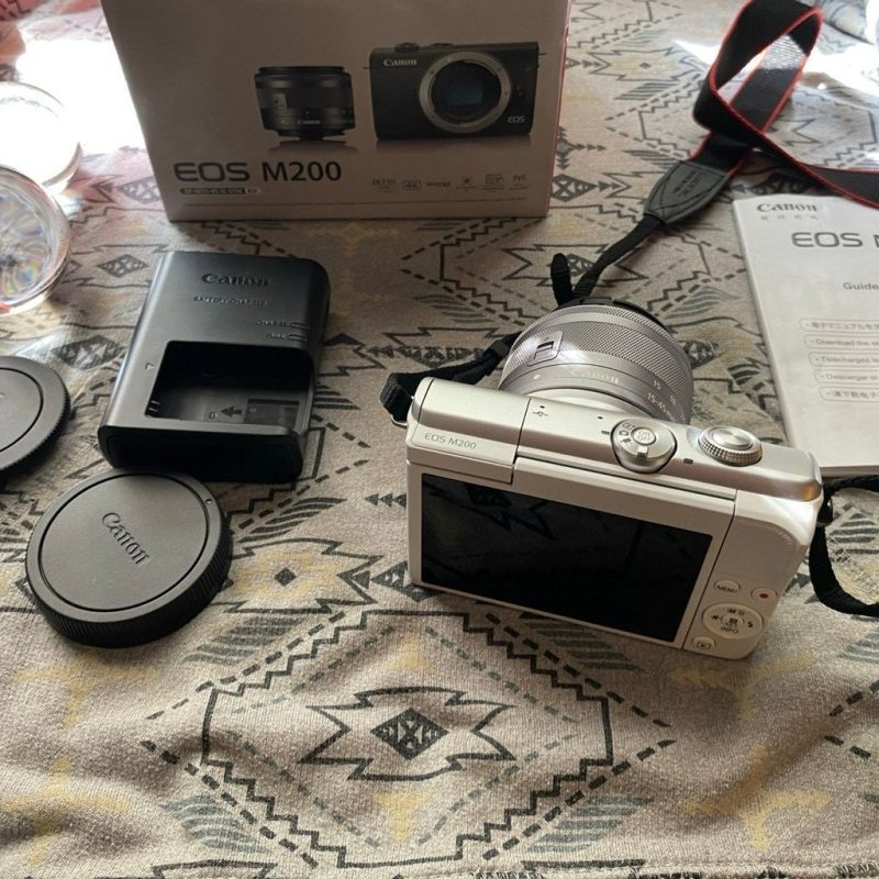 Canon Eos M200 Hh - Image 2