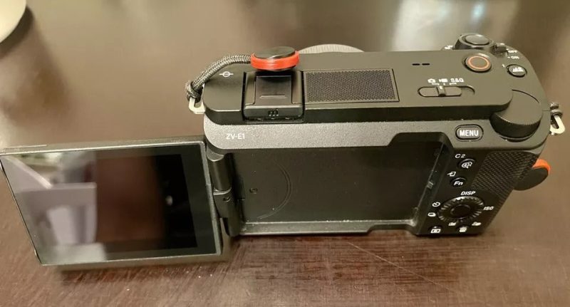 Sony Alpha ZV-E1 Full-Frame Mirrorless Vlog Camera - Image 2