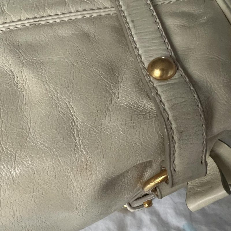 Authentic Cream Miu Miu Vitello Lux Bow Bag With Gold Hardware - Image 7
