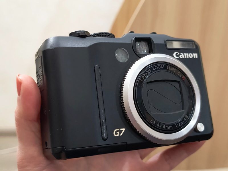 Canon PowerShot G7 10.0MP Digital Camera - Black Fully Working Great Shape - Image 2