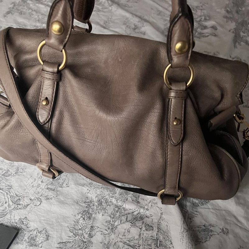Authentic Miu Miu Purple Grey Leather Vitello Lux Bow Bag In Gold Hardware With Removable Strap - Image 6