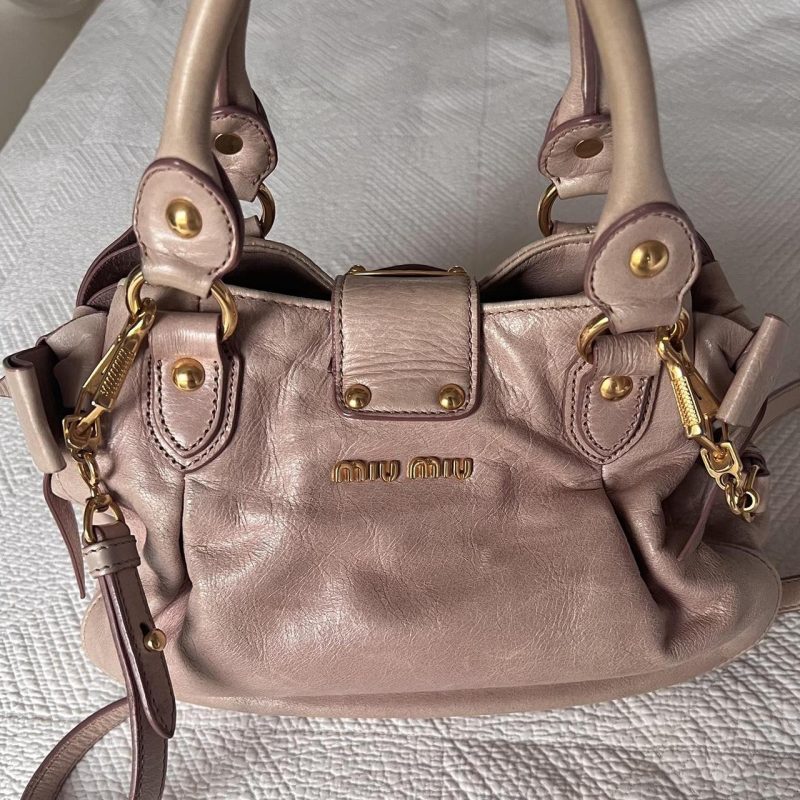 Authentic Light Pink Miu Miu Vitello Leather Bow Bag With Gold Hardware And Removable Strap - Image 2
