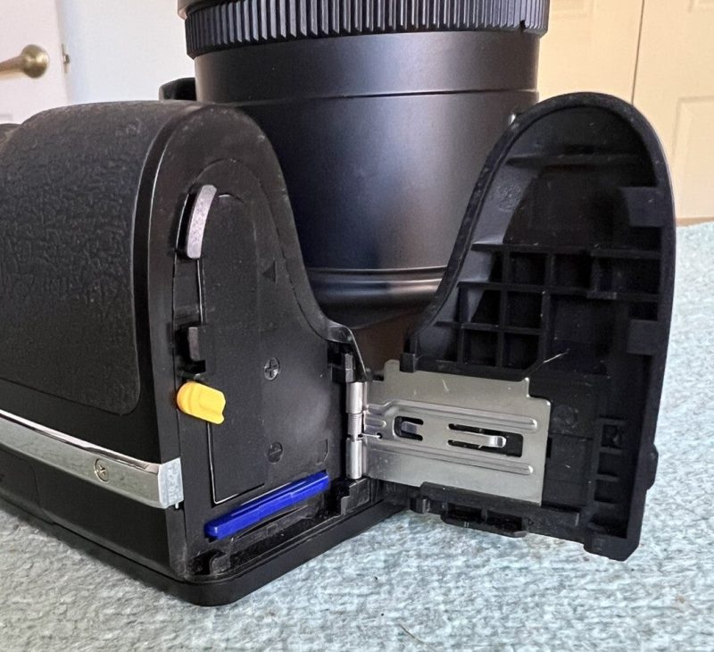 📸 Kodak PIXPRO AZ425 Digital Camera (Black) – Mint Pre-Owned Bundle - Image 13