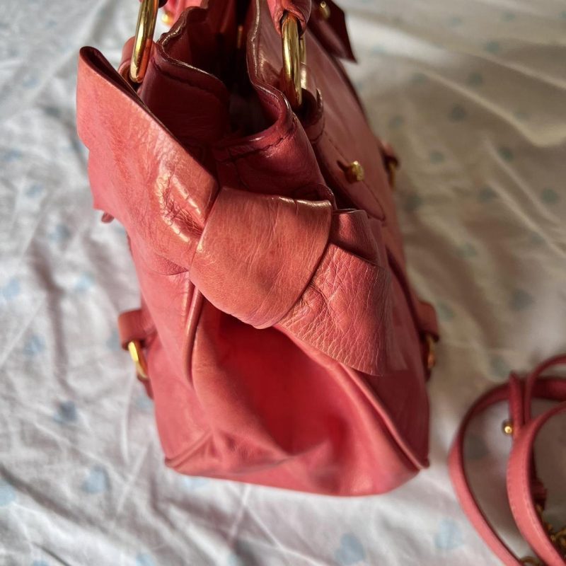 Authentic Pink Miu Miu Vitello Lux Bow Bag With Gold Hardware - Image 4