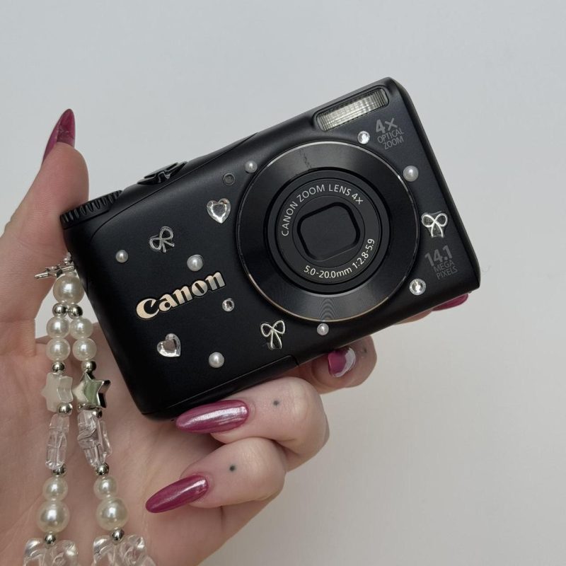 Canon Powershot A2200 Digital Camera Ue