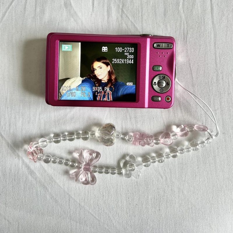 Used Samsung Vintage Finepix T350 14MP Pink Digital Camera - Image 2